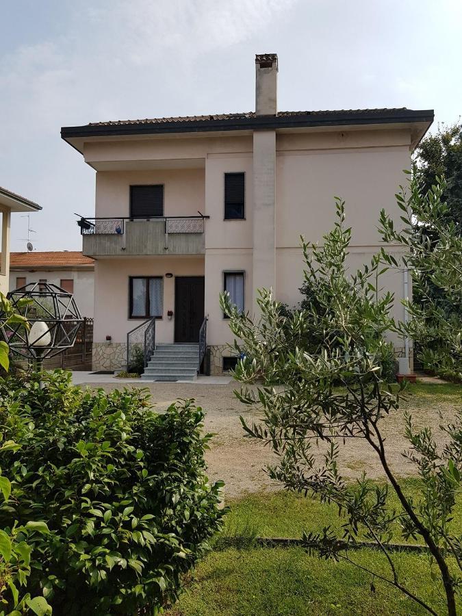 Bed and Breakfast il nido della dani Busto Arsizio Esterno foto