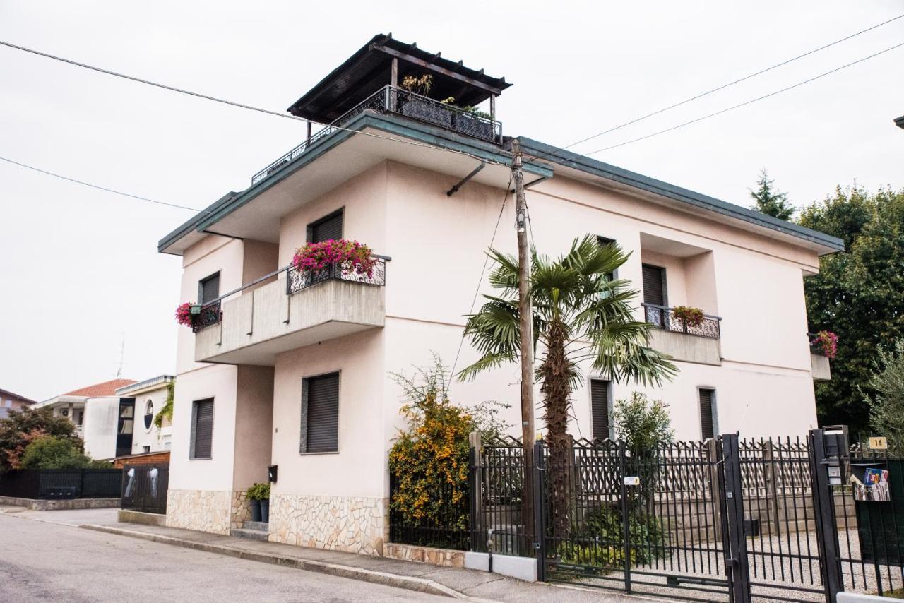 Bed and Breakfast il nido della dani Busto Arsizio Esterno foto